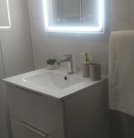 Charming A.m Apartment *